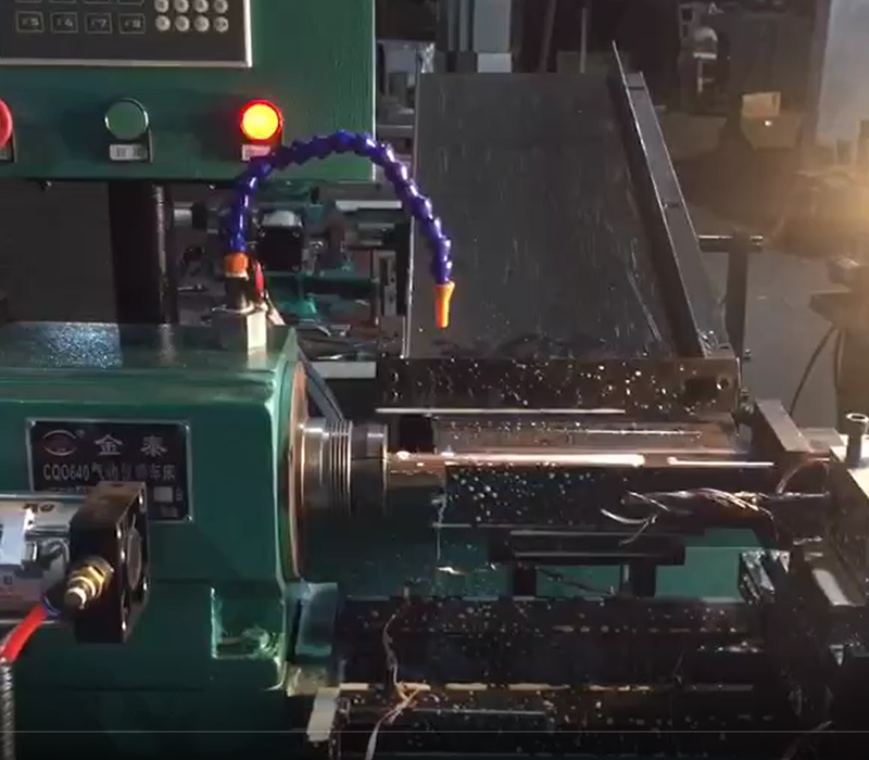 自動(dòng)儀表車床視頻