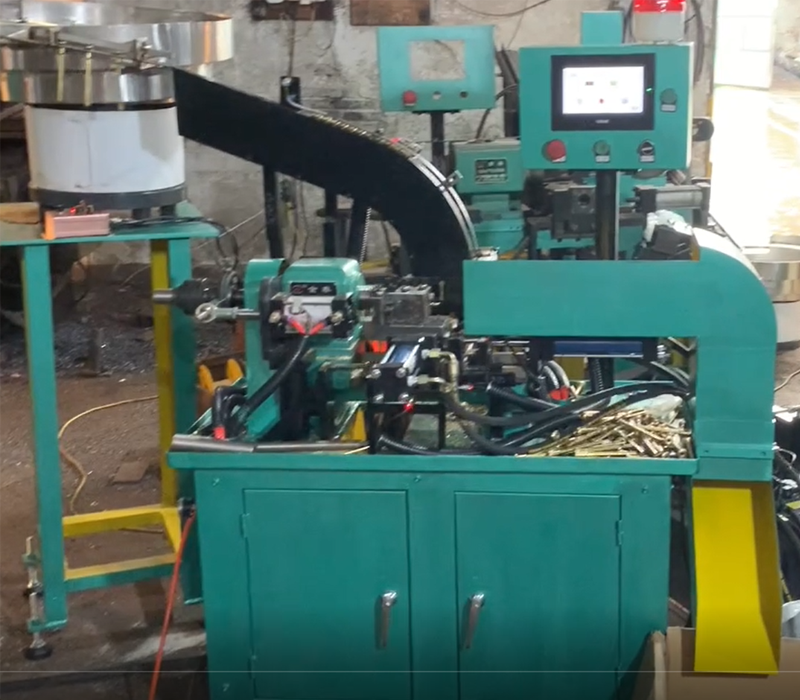 全自動(dòng)儀表車床視頻